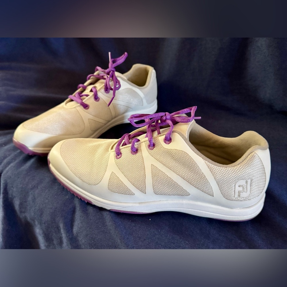 Footjoy Womens FJ Leisure 92901 White Purple Lace Up Golf Athletic Shoes Sz 9